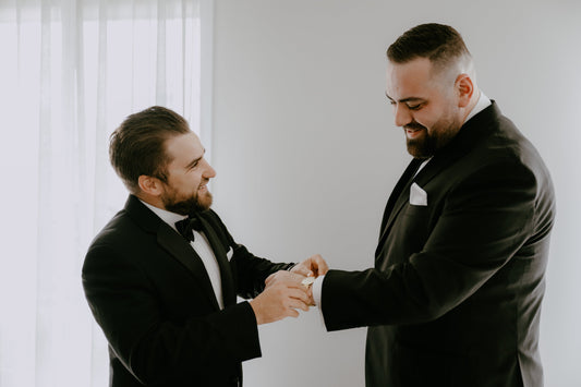 What Does the Groom Actually Need to Wear? A Checklist for Every Season
