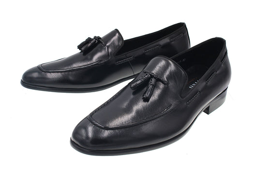 MARTINO BLACK LEATHER SHOE WITH TASSEL